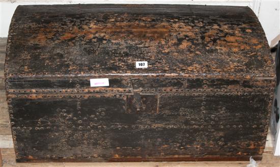 Dome top trunk